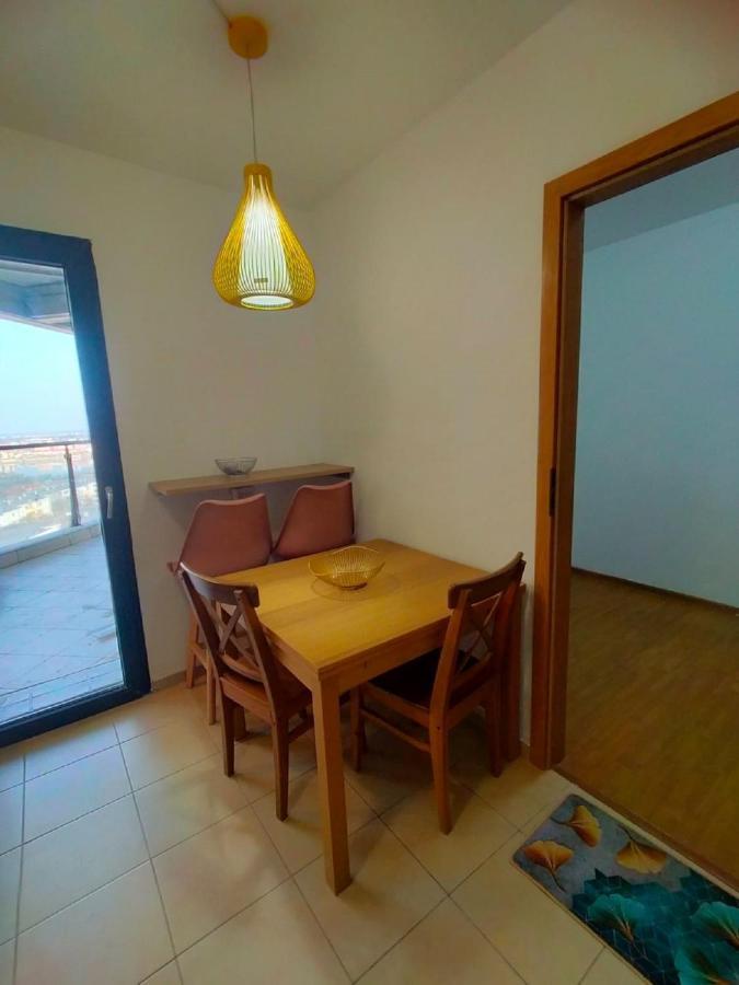 View Luxury Apartment